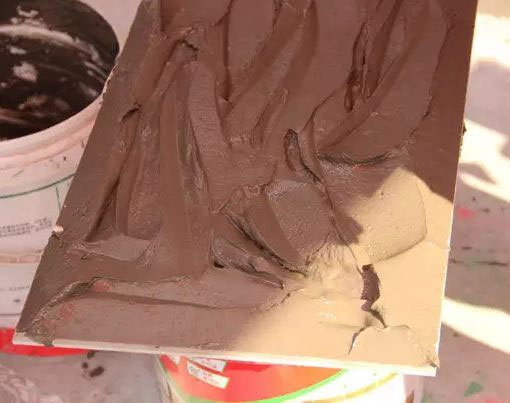 為什么說瓷磚膠企業比水泥砂漿企業更受歡迎？